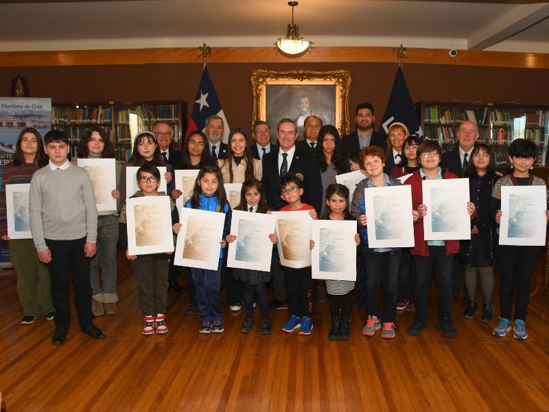 Liga Marítima premió a ganadores de los Concursos Escolares ‘Mes del Mar’