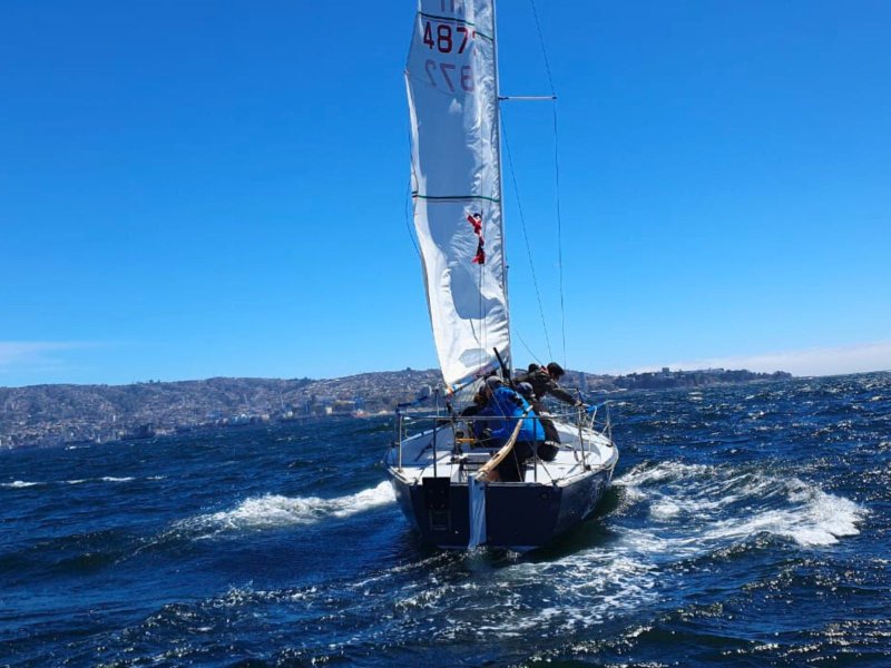 Viento, Mar y Tradición: Una Competencia Épica en el 110° Aniversario de Liga Marítima de Chile