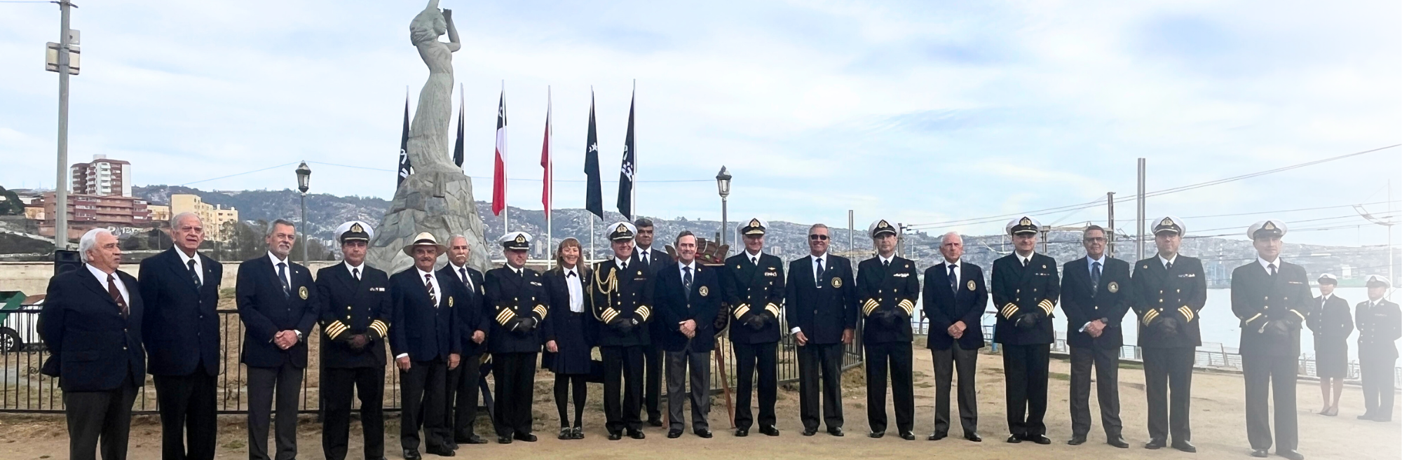 Conmemoran Día de la Familia Naval con emotiva ceremonia